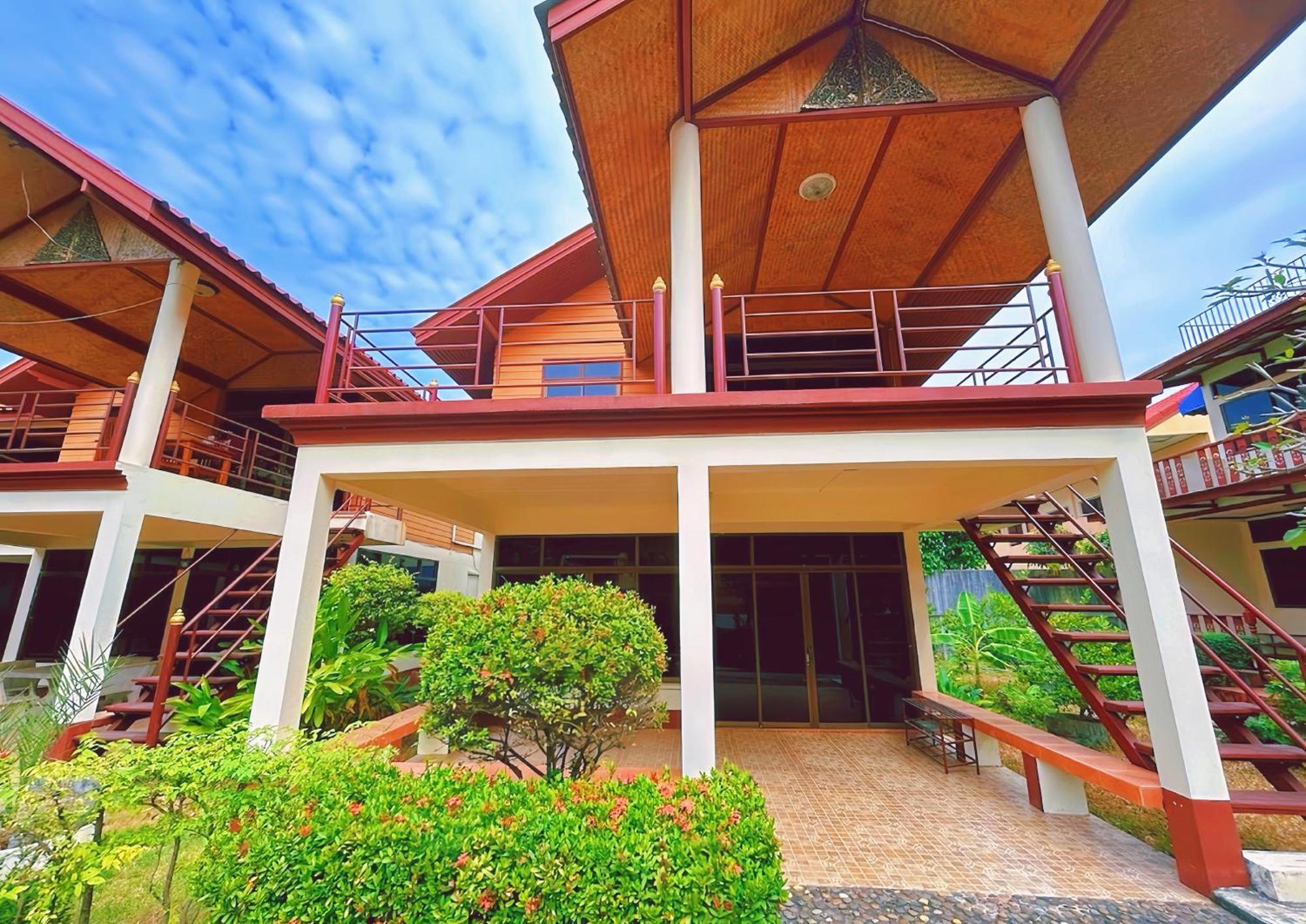Avila Resort Pattaya Pantai Jomtien Bagian luar foto