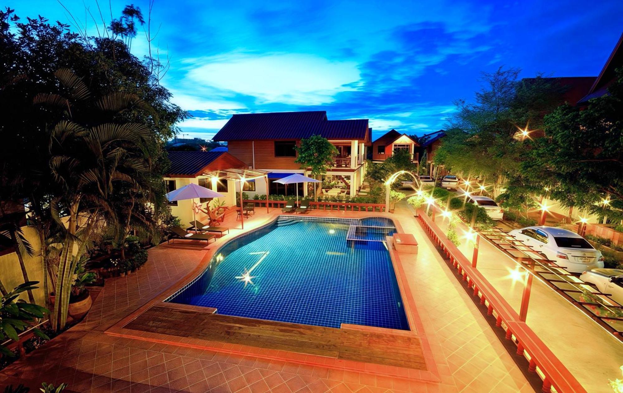 Avila Resort Pattaya Pantai Jomtien Bagian luar foto